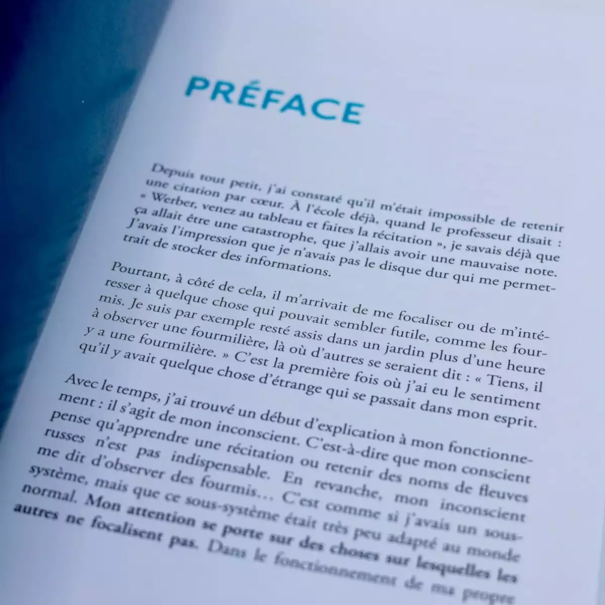 Votre attention est votre superpouvoir : Livre de développement personnel de Fabien Olicard - Optimiser son attention et sa concentration grâce aux conseils d'un mentaliste - Préface de Bernard Werber